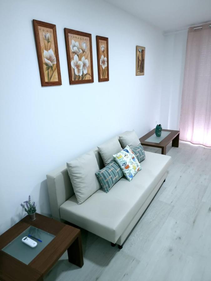 Apartamentos Zanca City Center Free Luggage Storage Малага Екстериор снимка