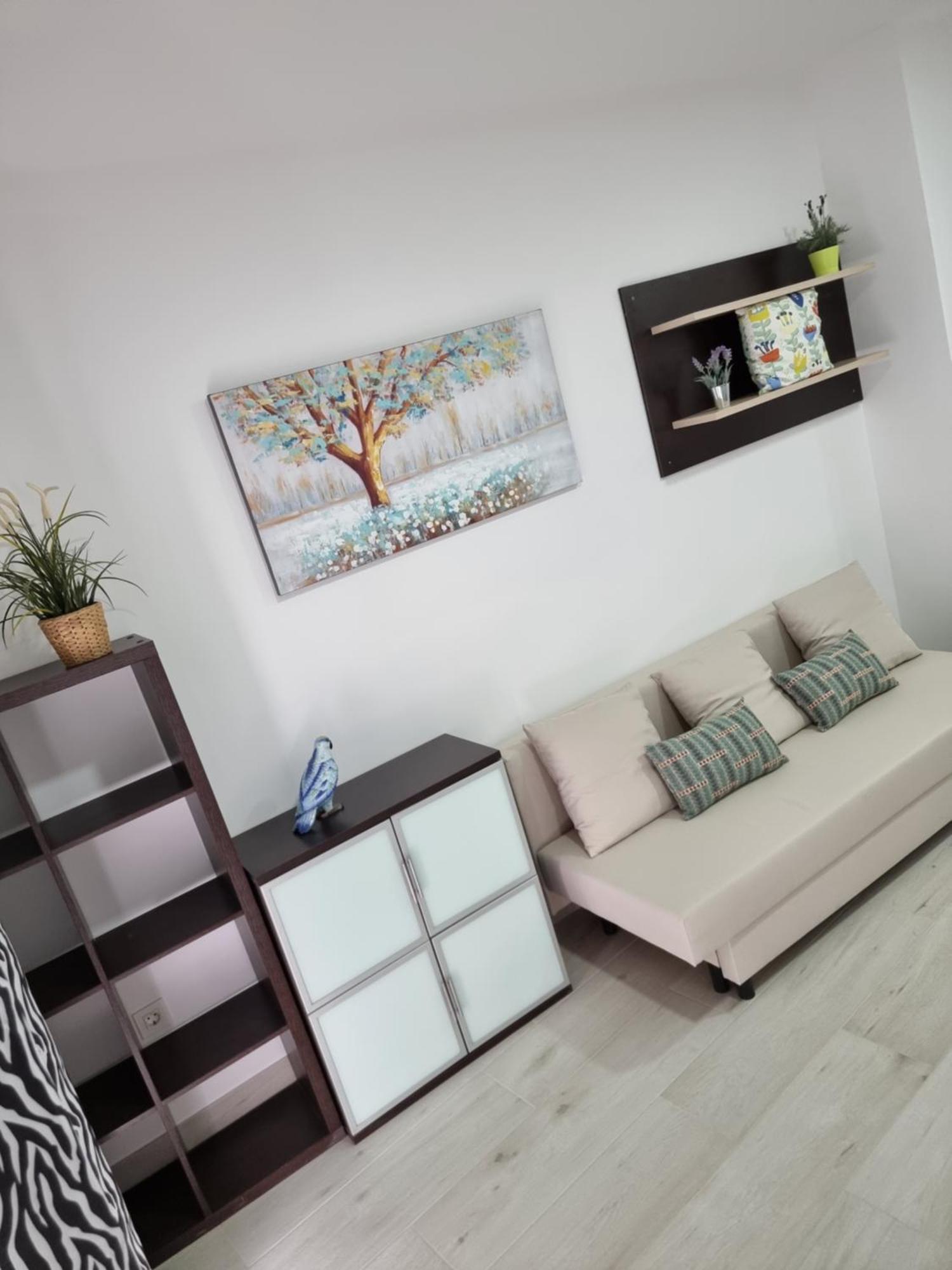 Apartamentos Zanca City Center Free Luggage Storage Малага Екстериор снимка